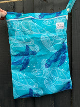 Load image into Gallery viewer, Turtles Large Wet Bag
