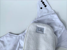 Load image into Gallery viewer, Daisies Cloth Nappy I One Size Fits Most